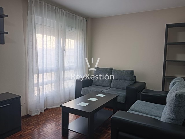 3 DORMITORIOS ZONA NORTE - CONTRATO ANUAL - Santiago de Compostela