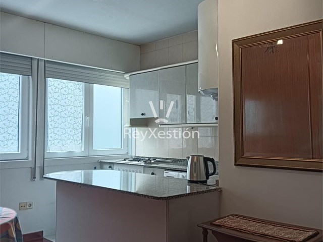ALQUILER APARTAMENTO POR CURSO - SALVADAS - CAMPUS NORTE - Santiago de Compostela
