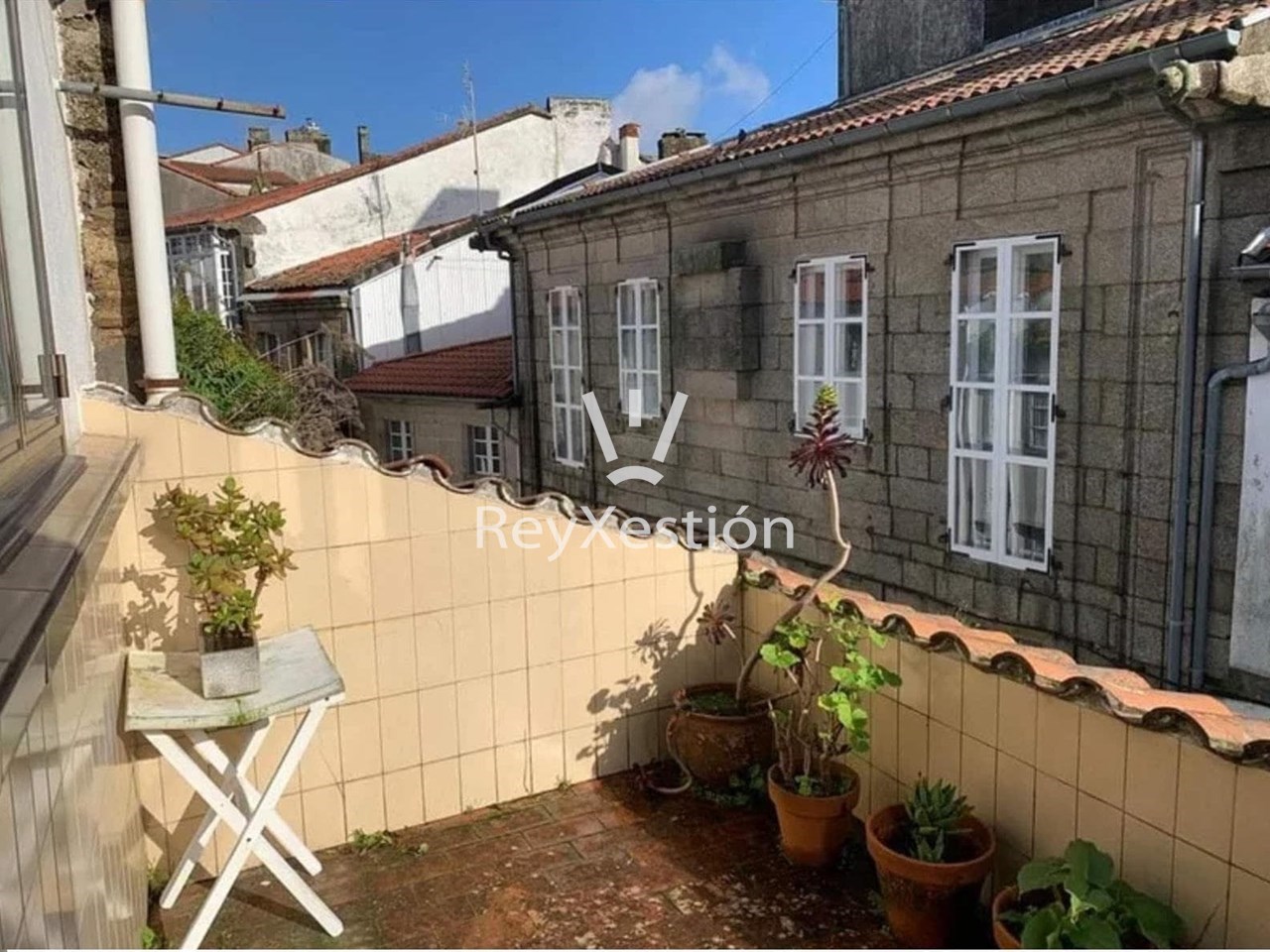 Foto 14 Alquiler de HABITACIONES en Rúa do Castro, Santiago (Facultad de Geografía e Historia) 