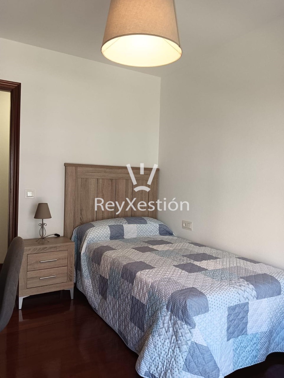 Foto 18 ALQUILER PISO RECIEN REFORMADO ZONA FONTIÑAS