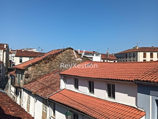 ALQUILER POR CURSO - CASCO HISTORICO - RUA HORTAS - Santiago de Compostela