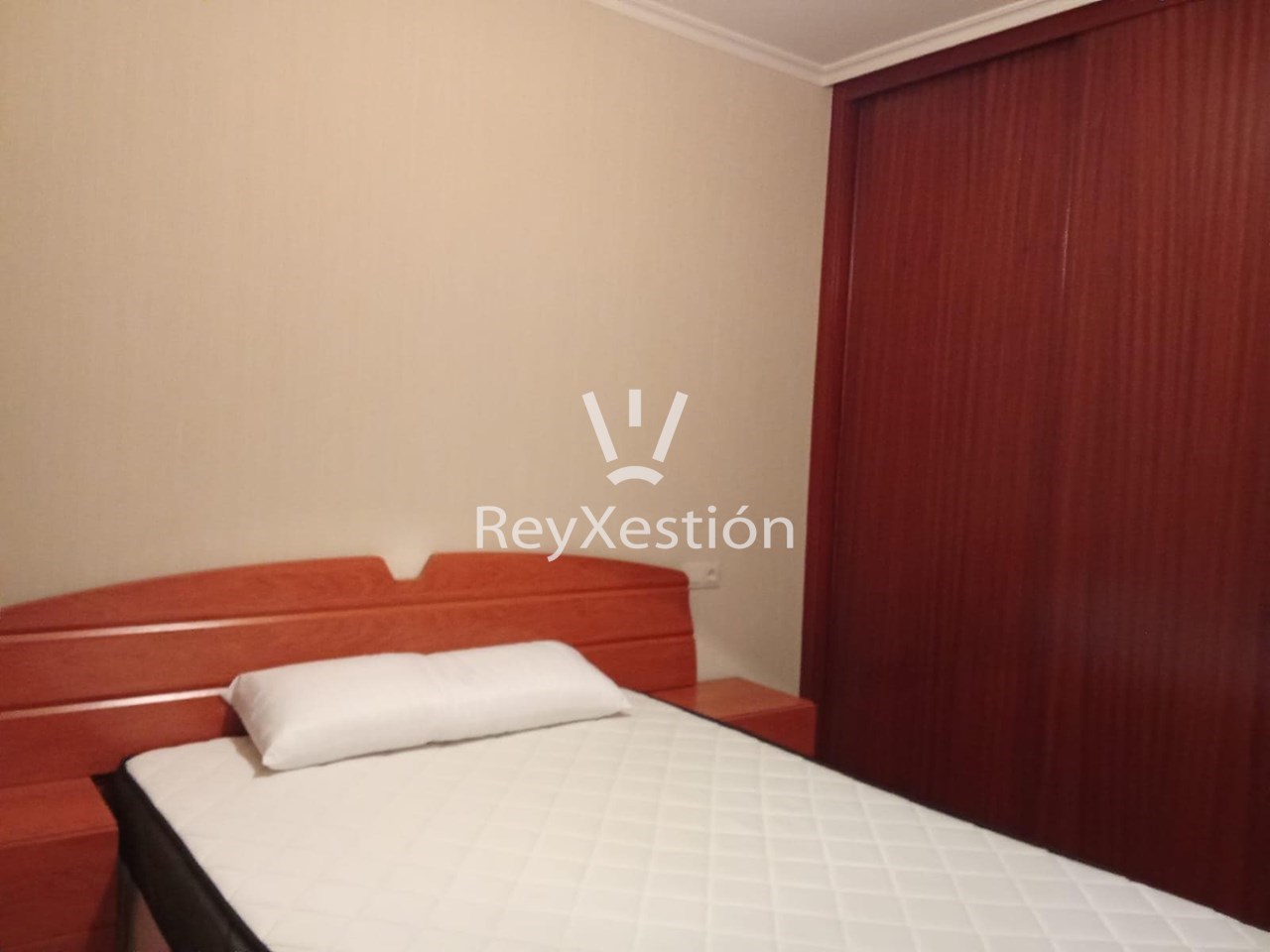 Foto 16 Alúgase PISO en Carballo (con garaxe e trasteiro). 