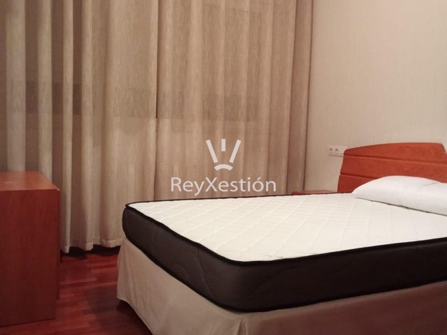 Alúgase PISO en rúa Cemiterio Vello, Carballo