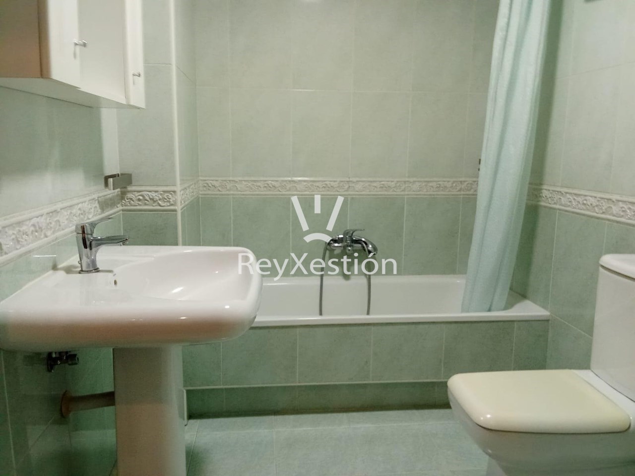 Foto 6 Alúgase PISO en rúa Cemiterio Vello, Carballo