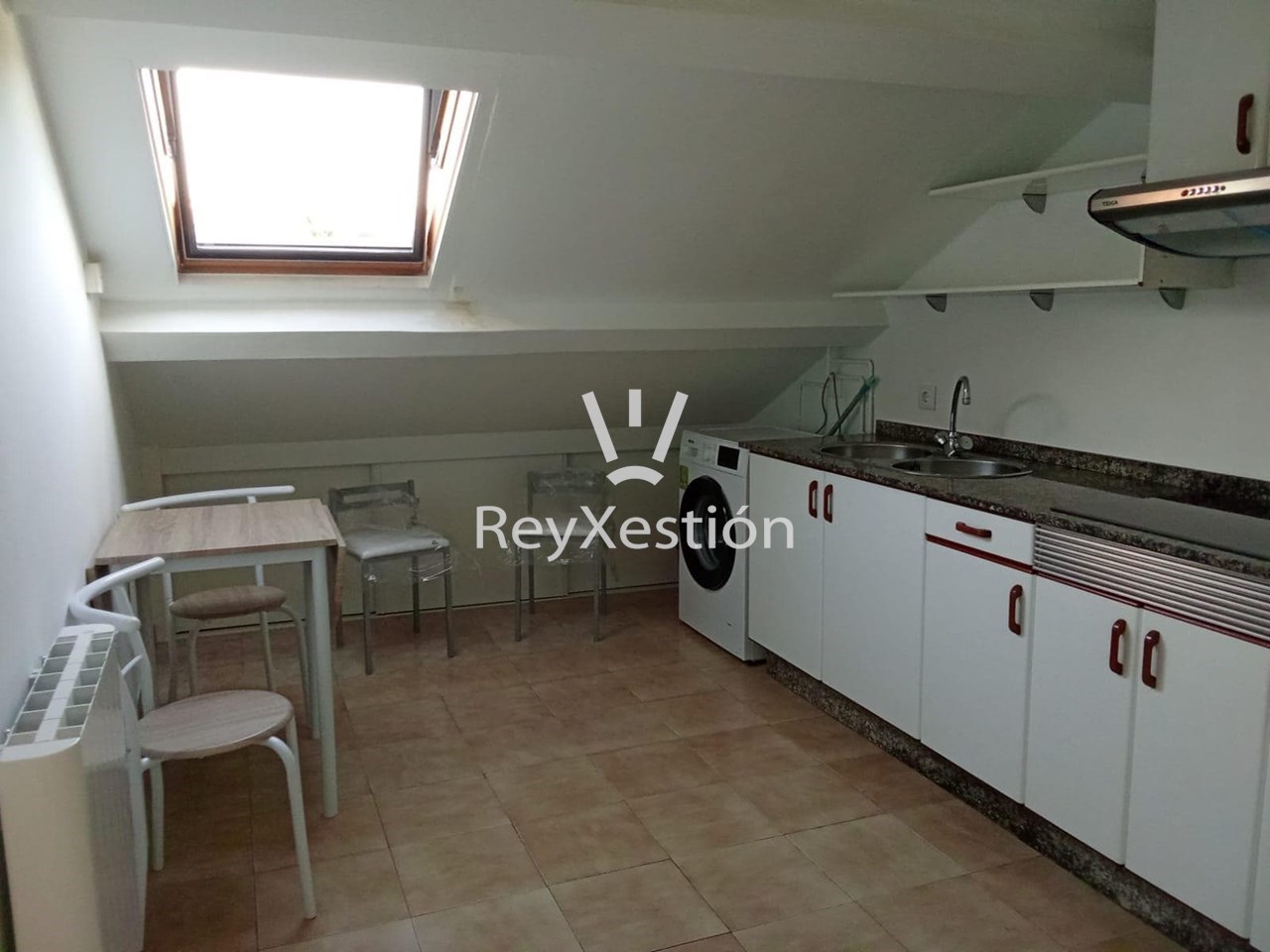 Foto 10 Alúgase PISO en rúa Salvadas 13, Campus Norte, Santiago