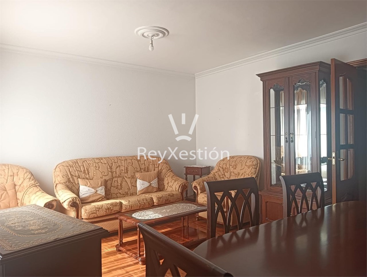 Foto 5 AMPLIO Y LUMINOSO PISO EN VENTA EN LA ZONA DE FONTIÑAS