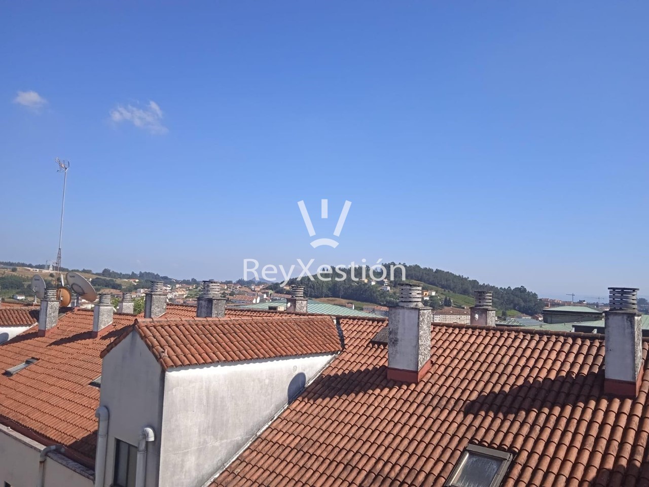 Foto 4 ATICO 3 DORMITORIOS EN EL ENSANCHE DISPONIBLE PARA ALQUILAR
