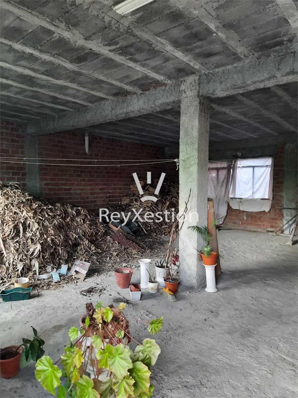 Foto 3 CASA ADOSADA A LA VENTA EN SANTA COMBA (A CORUÑA)