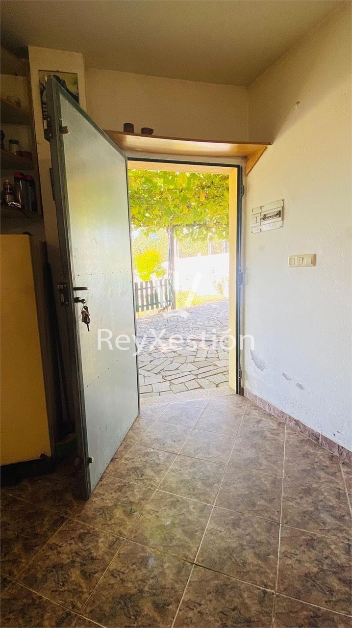Foto 3 Casa con Terreno en venta en Rua Muros