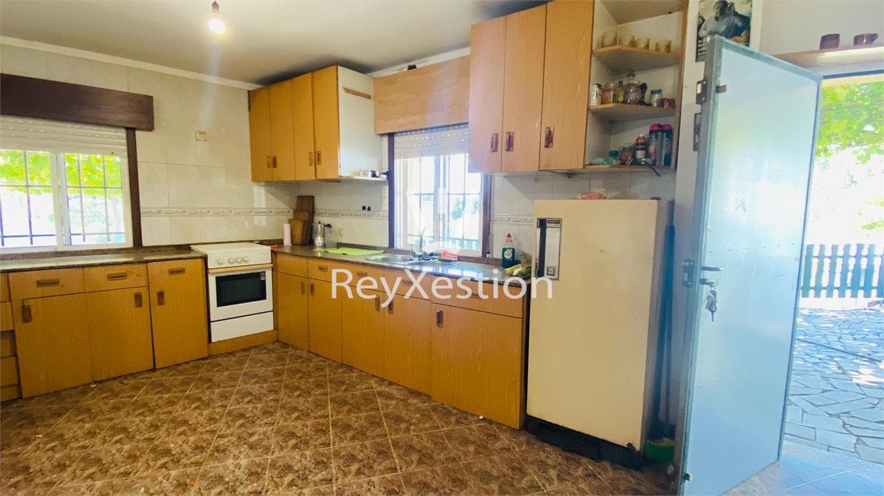 Foto 7 Casa con Terreno en venta en Rua Muros