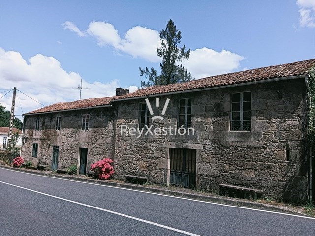 CASA DE PEDRA EN PORTOMOURO - SOBREPONTES - Val do Dubra