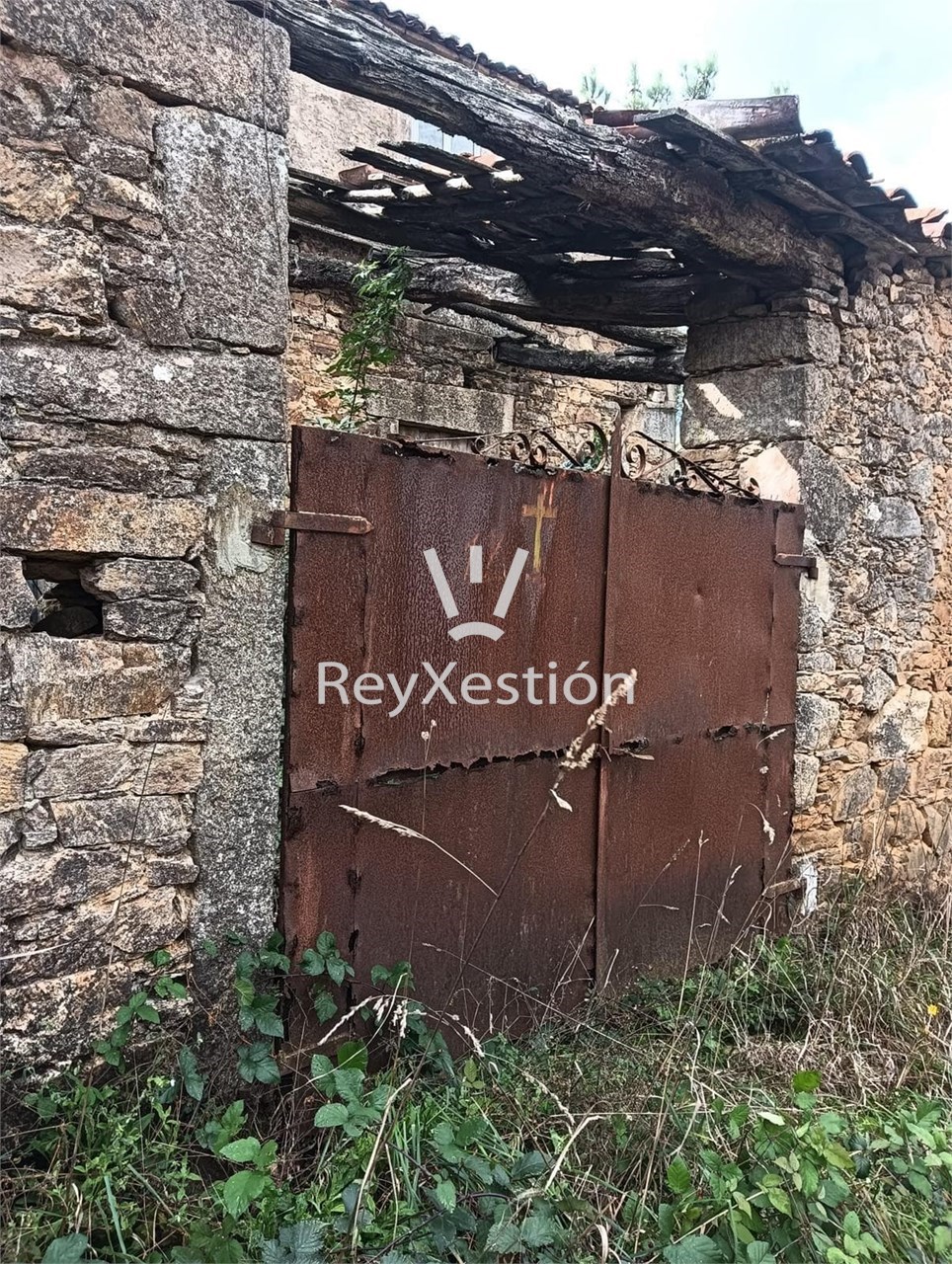 Foto 19 CASA DE PIEDRA A LA VENTA EN VILARDOA (VAL DE DUBRA)