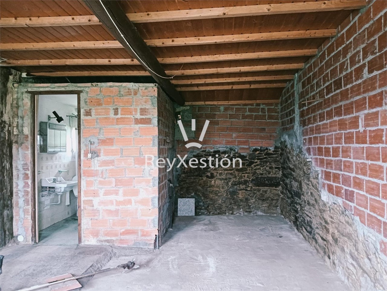 Foto 14 CASA DE PIEDRA EN VENTA EN ALBUDIÑO (SANTIAGO DE COMPOSTELA)