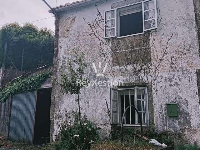 CASA DE PIEDRA EN VENTA EN ALBUDIÑO (SANTIAGO DE COMPOSTELA)
