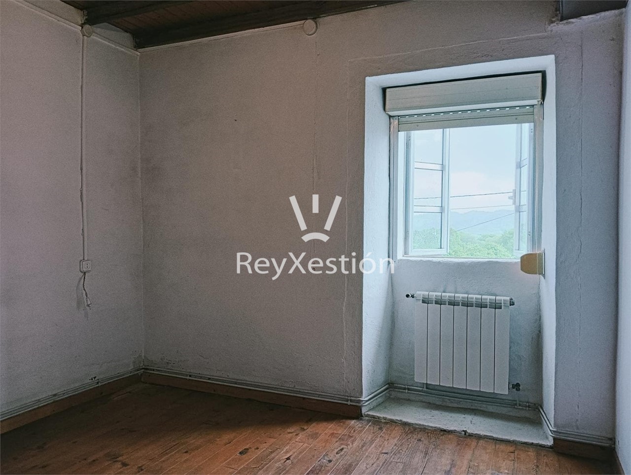 Foto 8 CASA DE PIEDRA EN VENTA EN ALBUDIÑO (SANTIAGO DE COMPOSTELA)