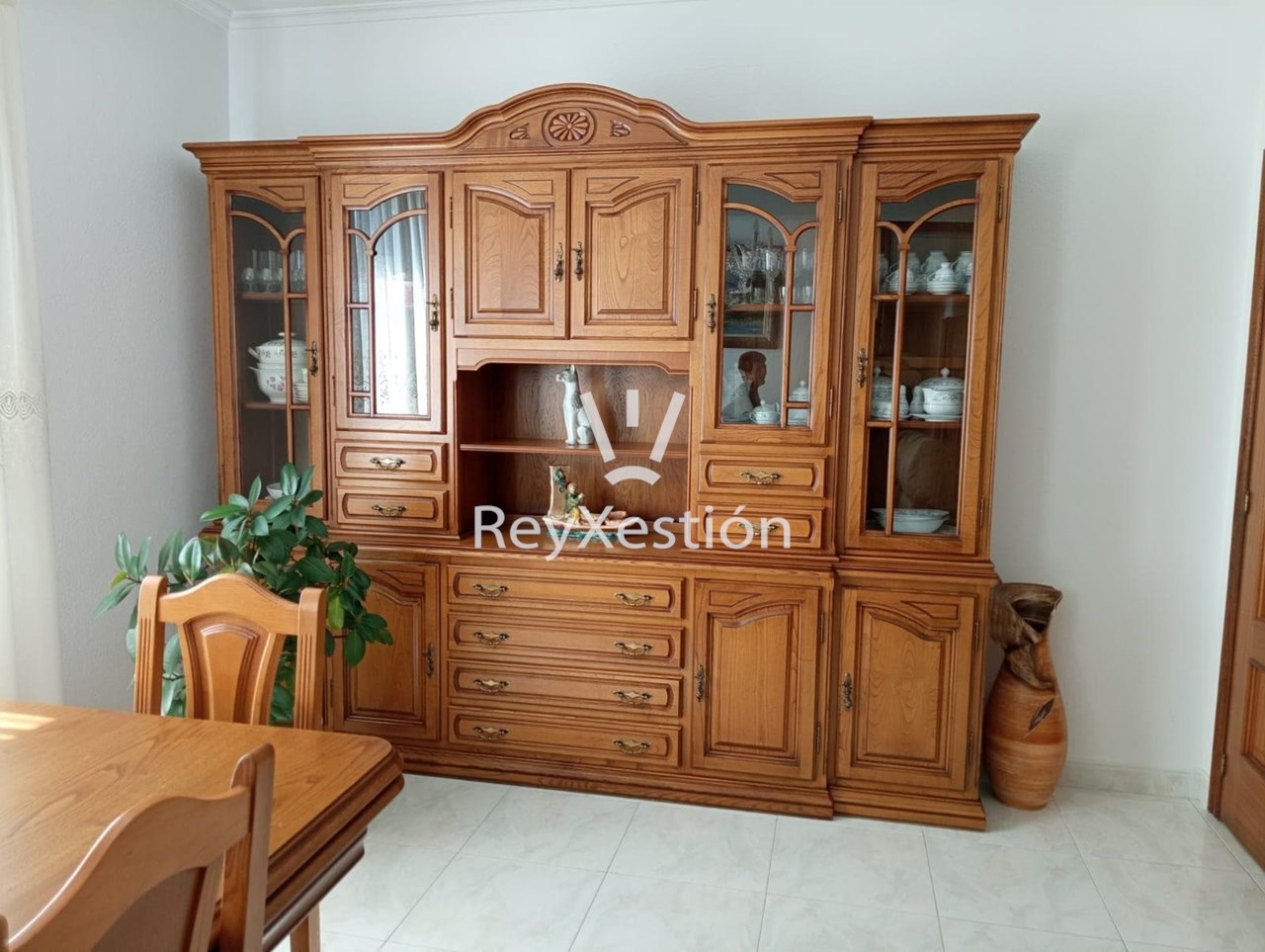 Foto 4 CASA EN PORTOMOURO [LOCAL + XARDÍN]  -a 15 min. de Santiago-