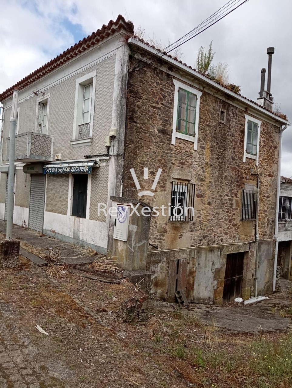 Foto 10 CASA UNIFAMILIAR CON TERRENO Y DOS NAVES EN LAVACOLLA