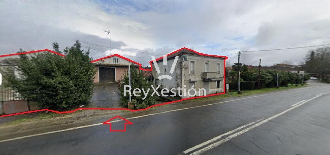 Foto 1 CASA UNIFAMILIAR DE PEDRA (con terreno e 2 naves multiuso) en Lavacolla - Santiago de Compostela