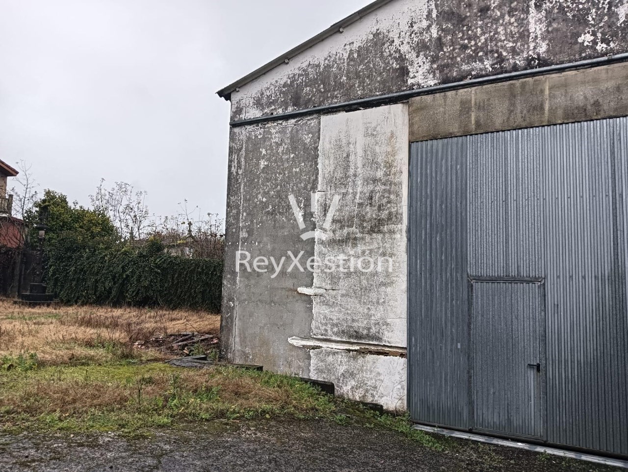 Foto 24 CASA UNIFAMILIAR DE PEDRA (con terreno e dúas naves multiuso) en Lavacolla