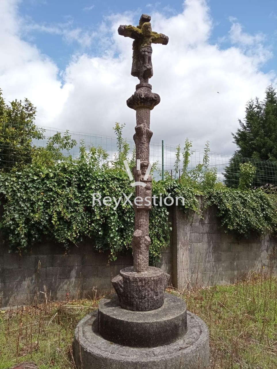 Foto 21 CASA UNIFAMILIAR DE PIEDRA PARA REHABILITAR - CON TERRENO Y DOS NAVES EN LAVACOLLA