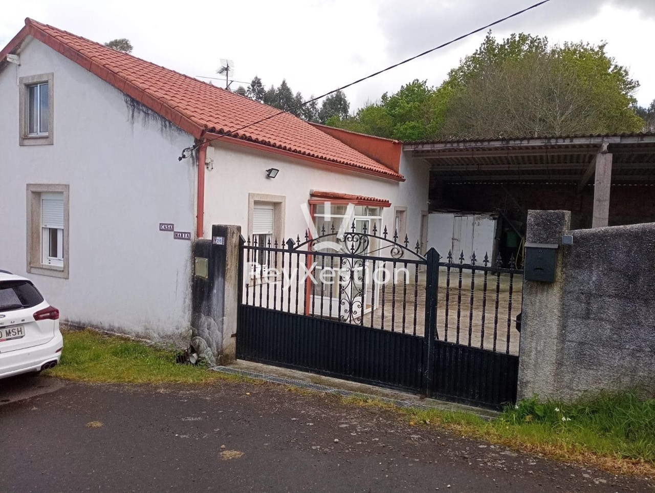 Foto 1 CASA UNIFAMILIAR en aluguer (con parcela privada y aparcamiento), en A Baña