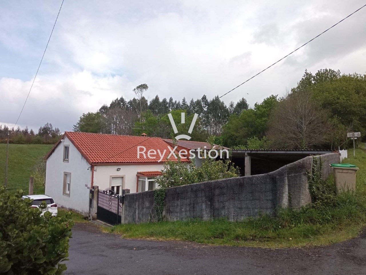 Foto 2 CASA UNIFAMILIAR en aluguer (con parcela privada y aparcamiento), en A Baña