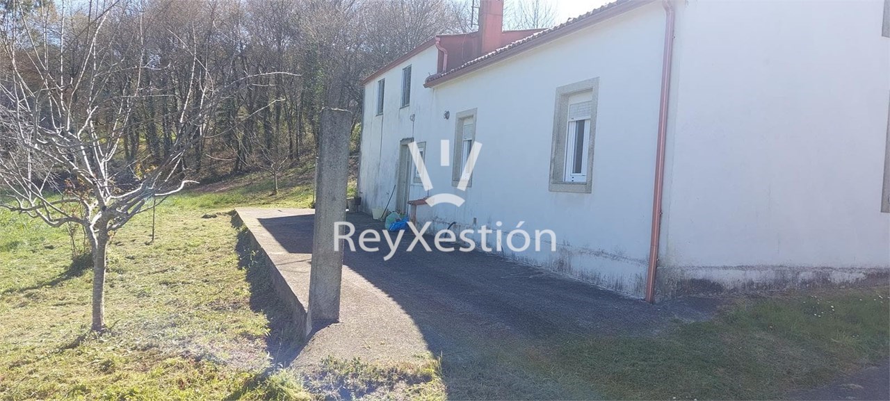 Foto 7 CASA UNIFAMILIAR en aluguer (con parcela privada y aparcamiento), en A Baña