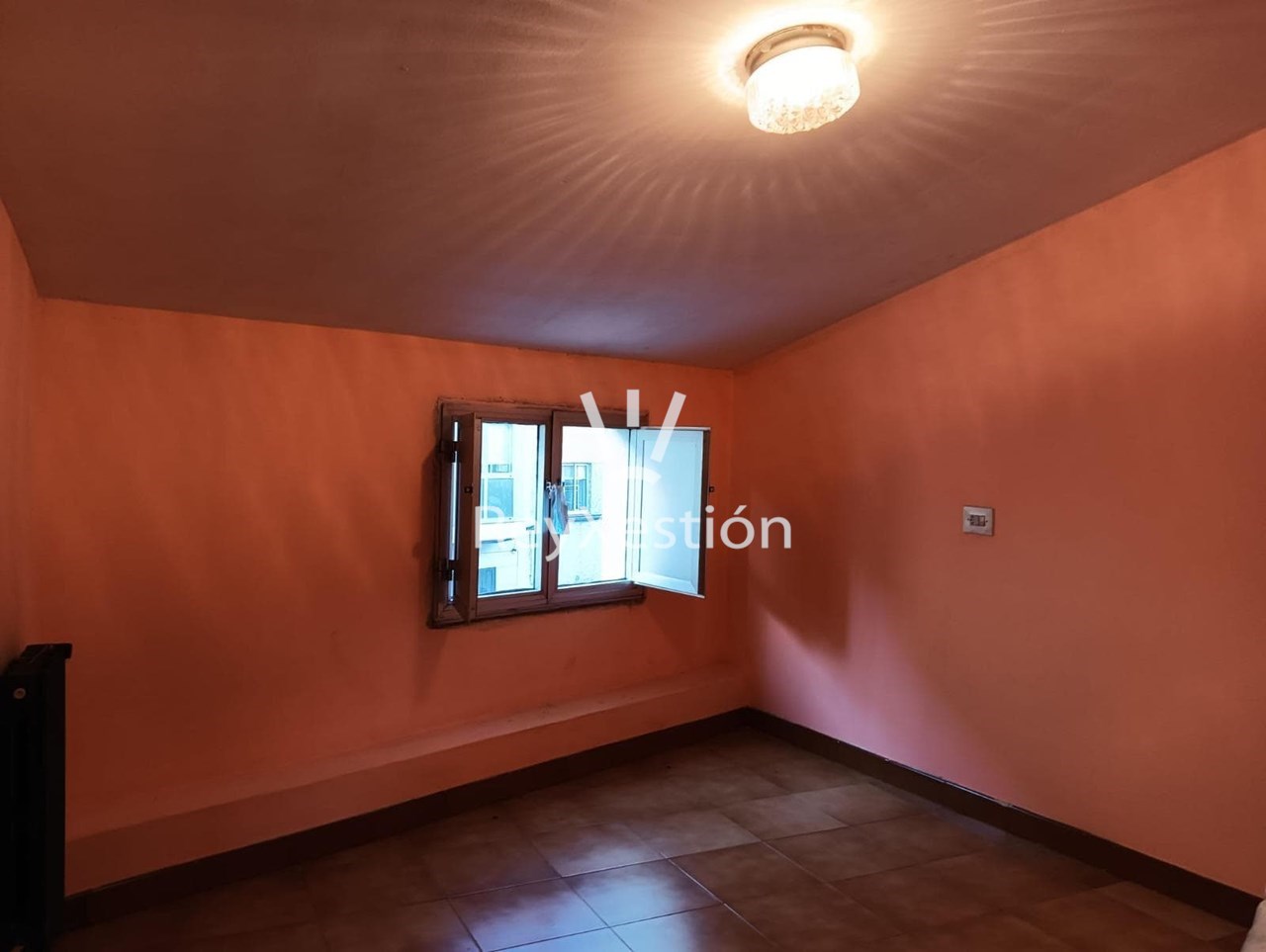 Foto 9 CASA UNIFAMILIAR na rúa Salvadas (Campus Norte de Santiago)