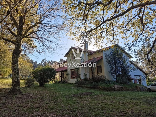 CHALET DE ENSUEÑO - VEDRA (20 min. de Santiago de Compostela)