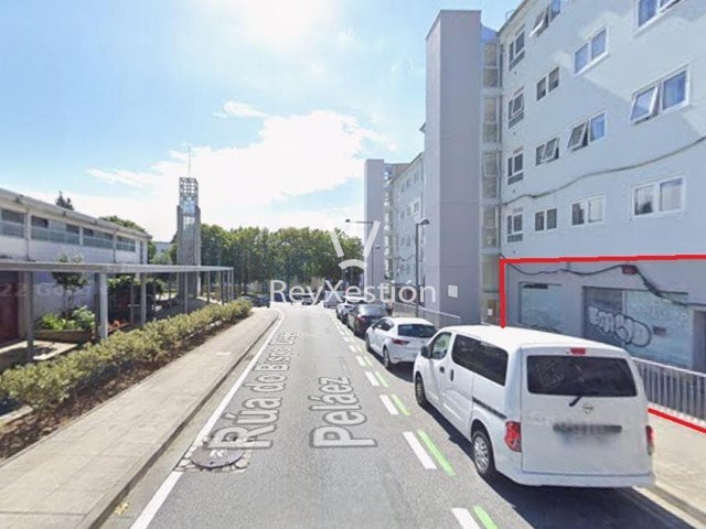 LOCAIS EN VENTA EN VISTA ALEGRE, 246 m², Campus Norte de Santiago - Santiago de Compostela