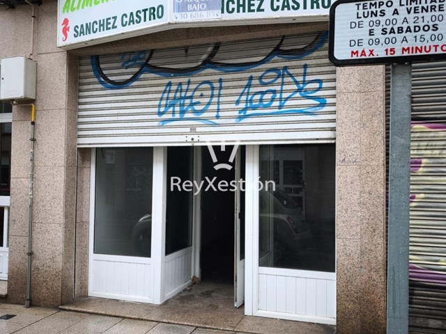 LOCAL COMERCIAL CON GARAXE - CAMPUS SUR - SANTIAGO  - Santiago de Compostela