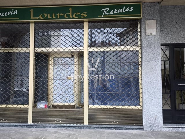 LOCAL COMERCIAL na rúa Santa Comba, CAMPUS NORTE, Santiago de Compostela