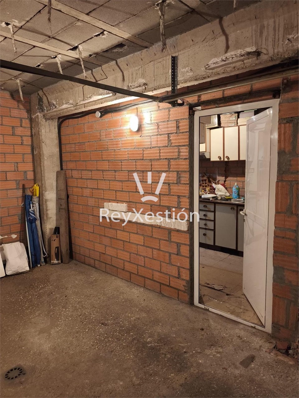 Foto 4 LOCAL EN VENTA - ZONA NORTE DE SANTIAGO - JUNTO A LA ESCUELA DE IDIOMAS