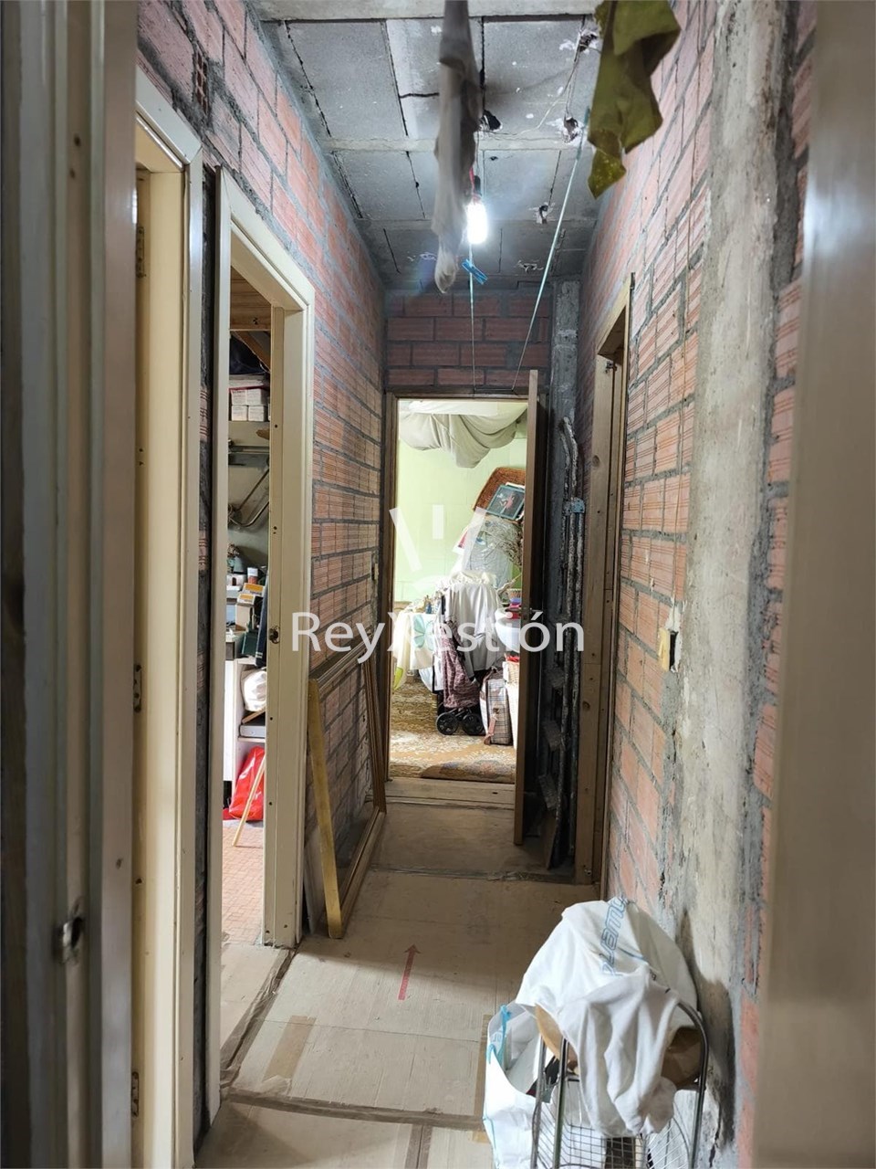 Foto 6 LOCAL EN VENTA - ZONA NORTE DE SANTIAGO - JUNTO A LA ESCUELA DE IDIOMAS