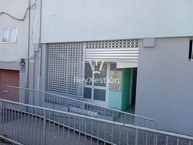 LOCAL EN ZONA NORTE DE SANTIAGO - Santiago de Compostela