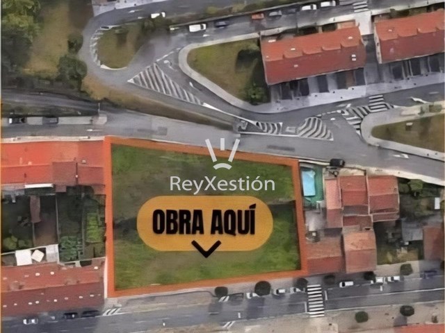 OBRA NOVA - CHALET ADOSADO - ZONA NORTE (Santiago de Compostela)