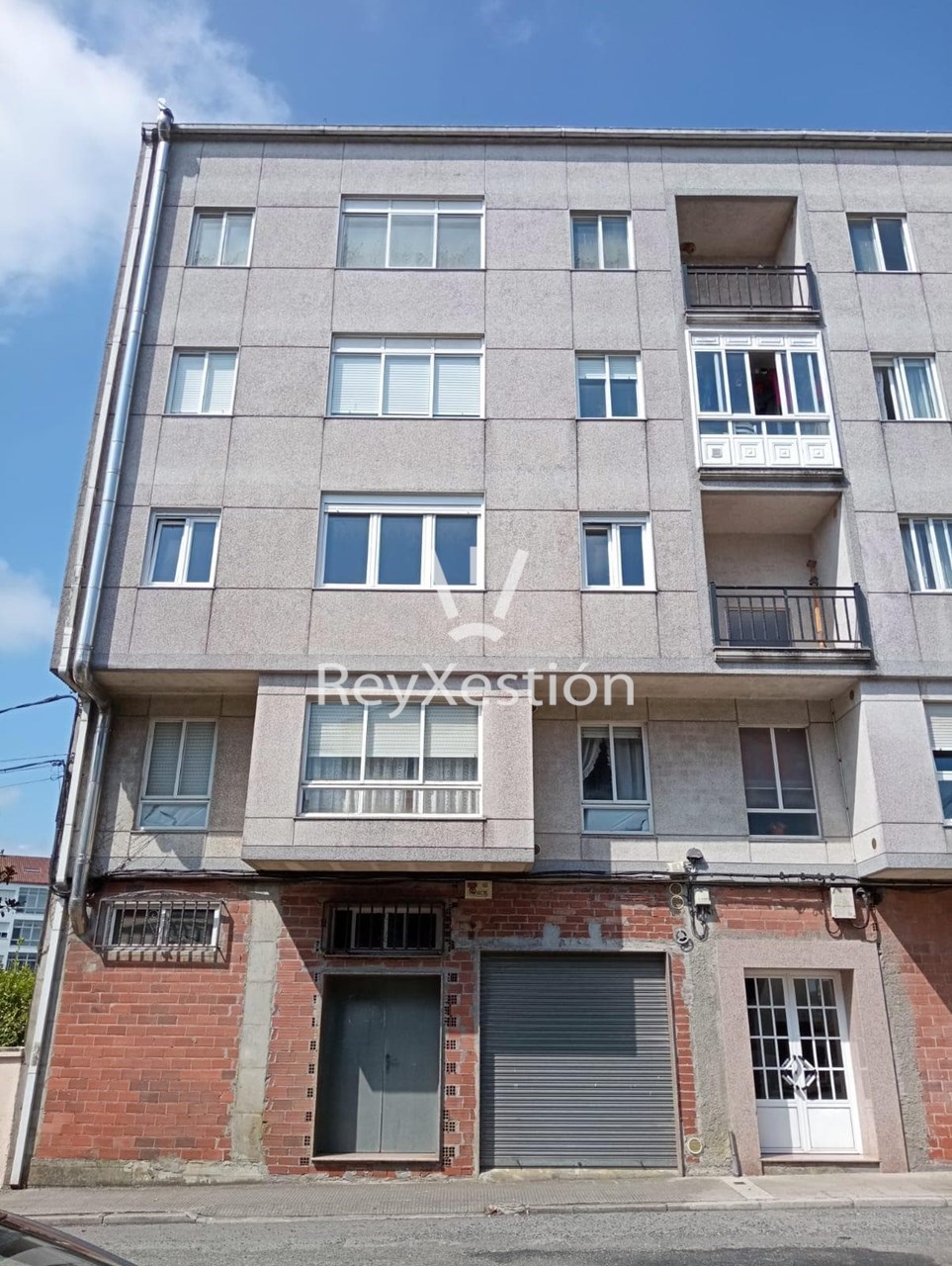 Foto 6 Piso en VENTA en SANTA COMBA, Calle Alexandre Bóveda