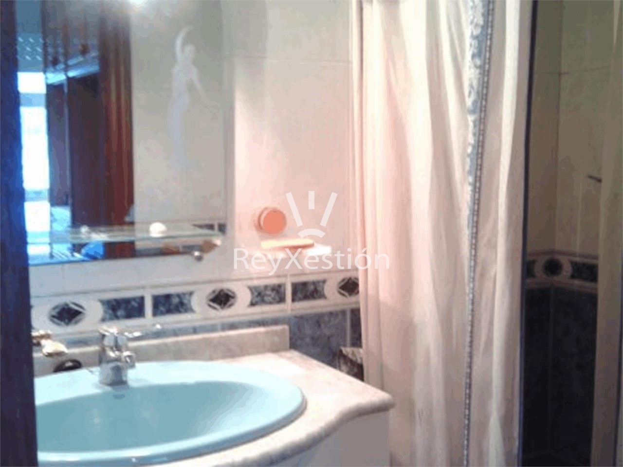 Foto 10 Piso en venta en Santiago de Compostela 