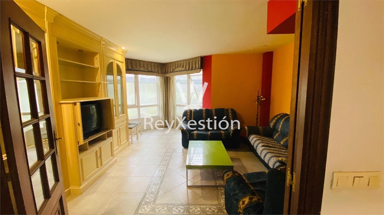 Foto 2 Piso en venta en Santiago de Compostela 