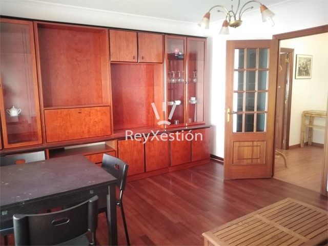 PISO EN VENTA EN SIGUEIRO - Oroso