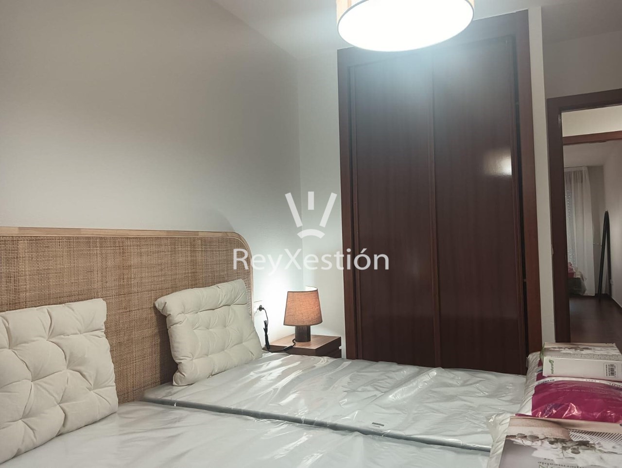 Foto 10 Piso na rúa Manuel María - S. Caetano, Santiago de Compostela (con garaxe e trasteiro)