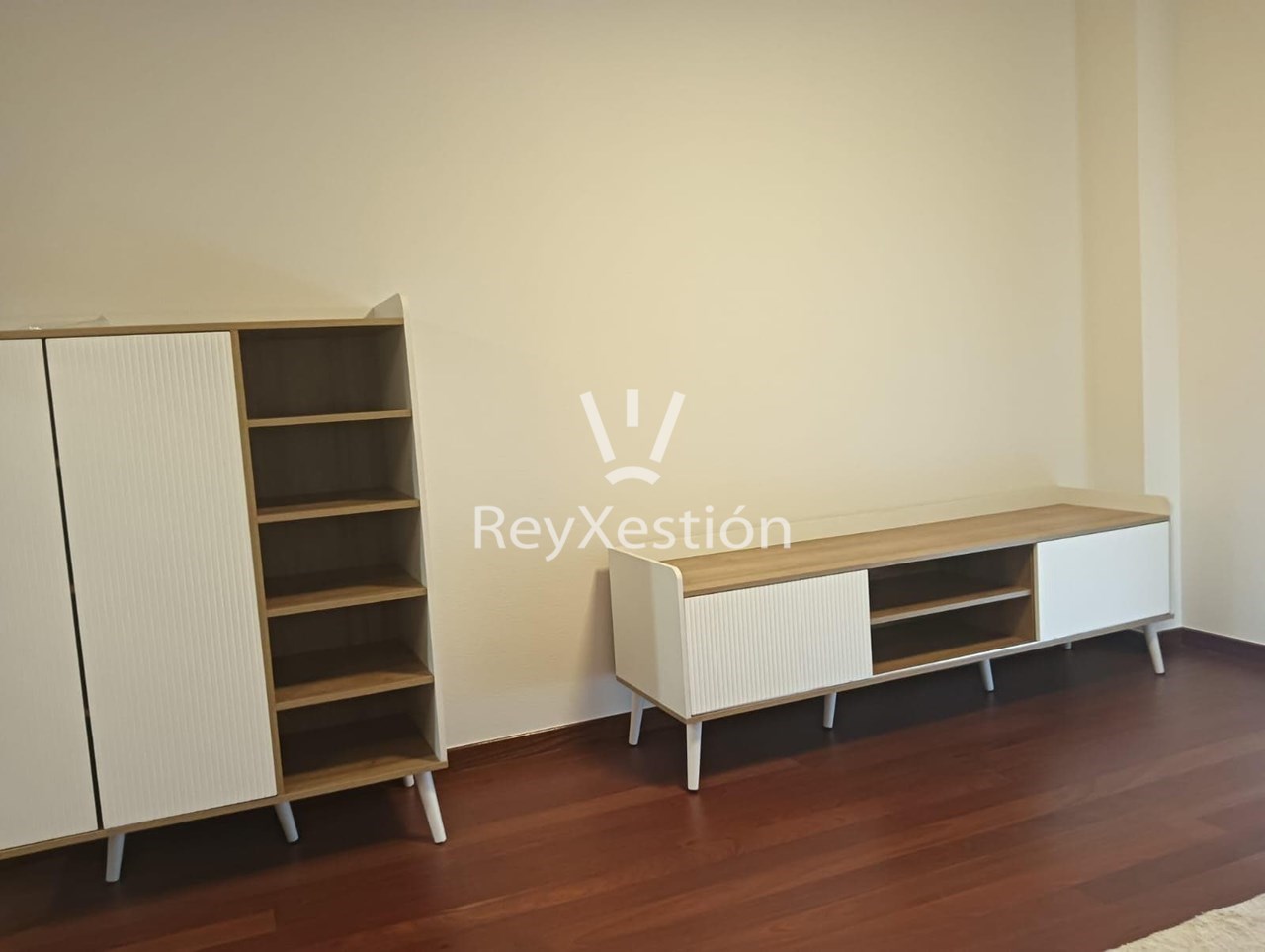 Foto 4 Piso na rúa Manuel María - S. Caetano, Santiago de Compostela (con garaxe e trasteiro)