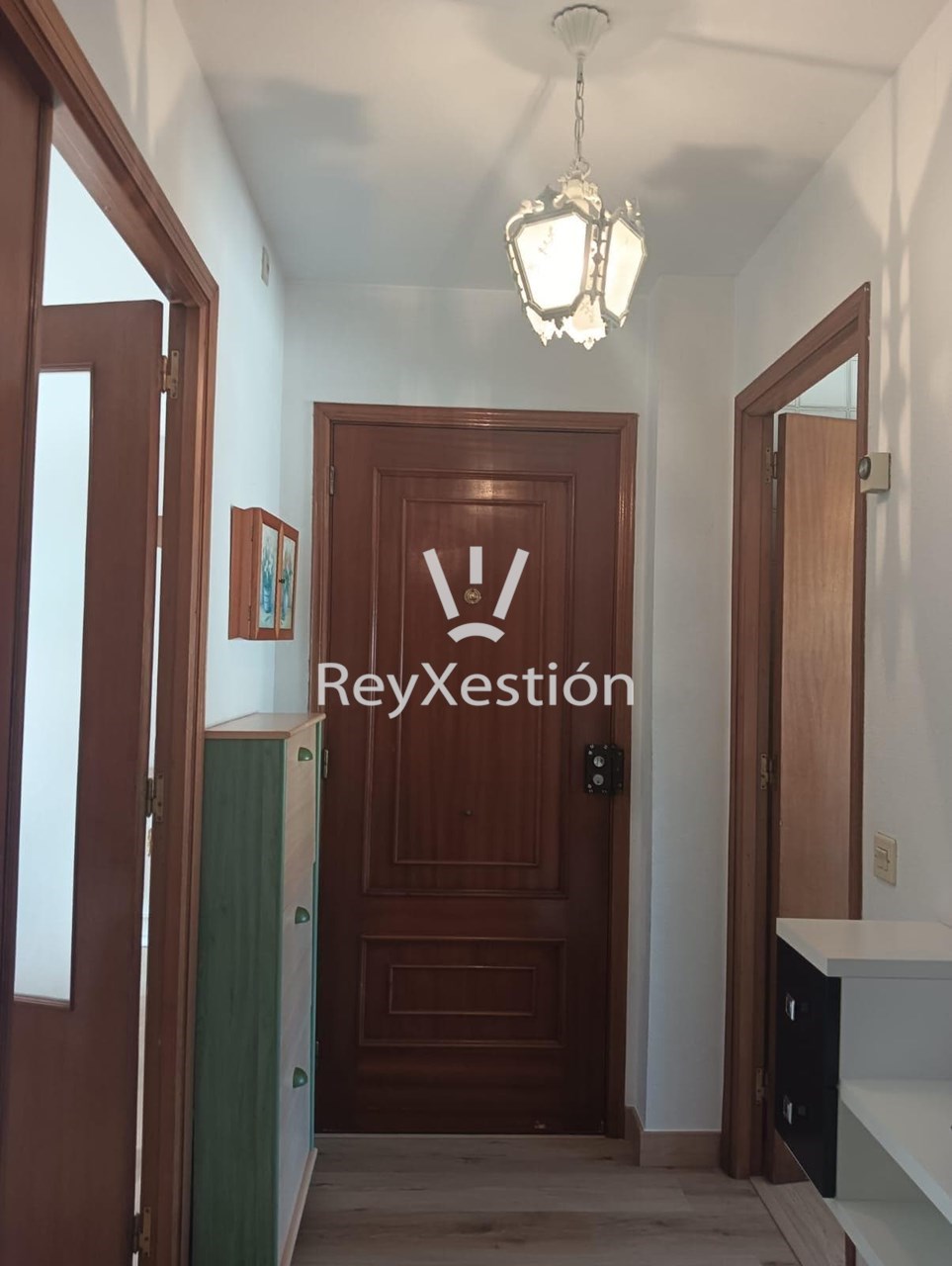Foto 15 Se alquila PISO en Av. de CASTELAO, Santiago de Compostela