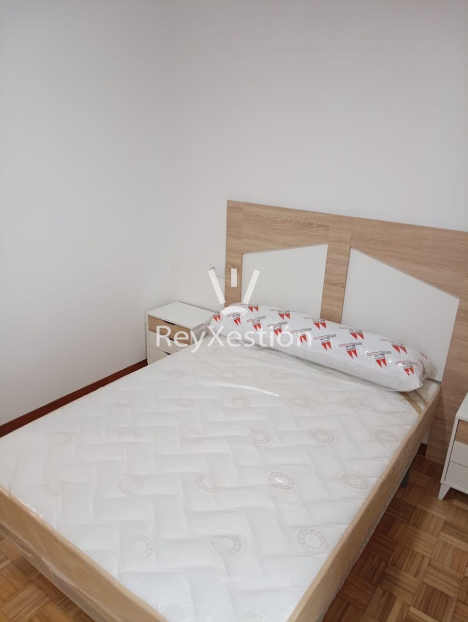 Foto 15 SE ALQUILA PISO - ZONA PONTEPEDRIÑA -  SOLO ESTUDIANTES - 