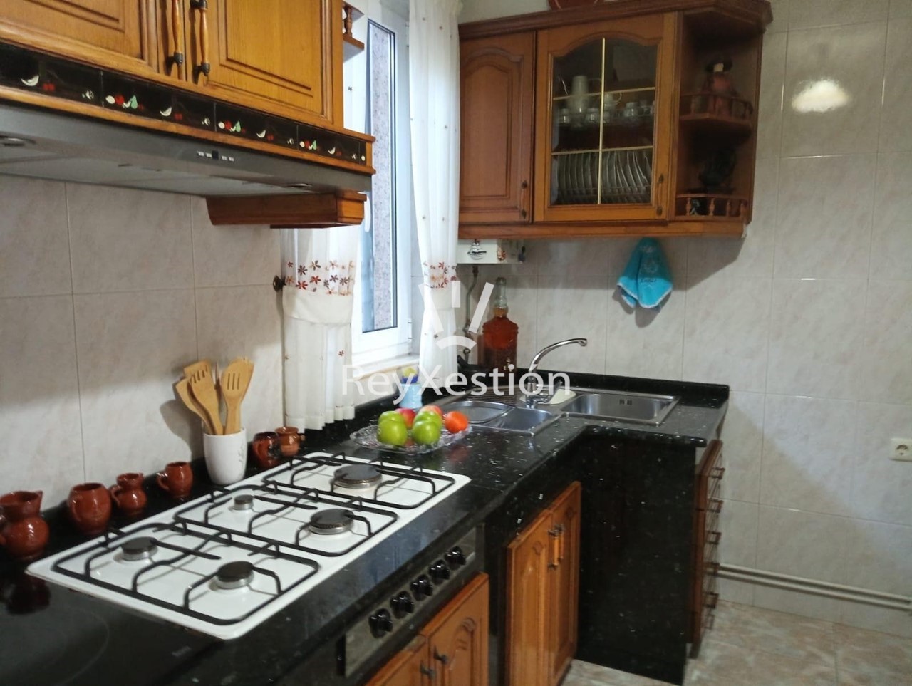 Foto 2 SE VENDE CASA EN PORTOMOURO (A 15 MINUTOS DE SANTIAGO DE COMPOSTELA)