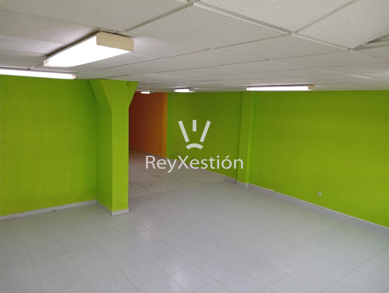 Foto 4 SE VENDE LOCAL COMERCIAL CAMPUS NORTE
