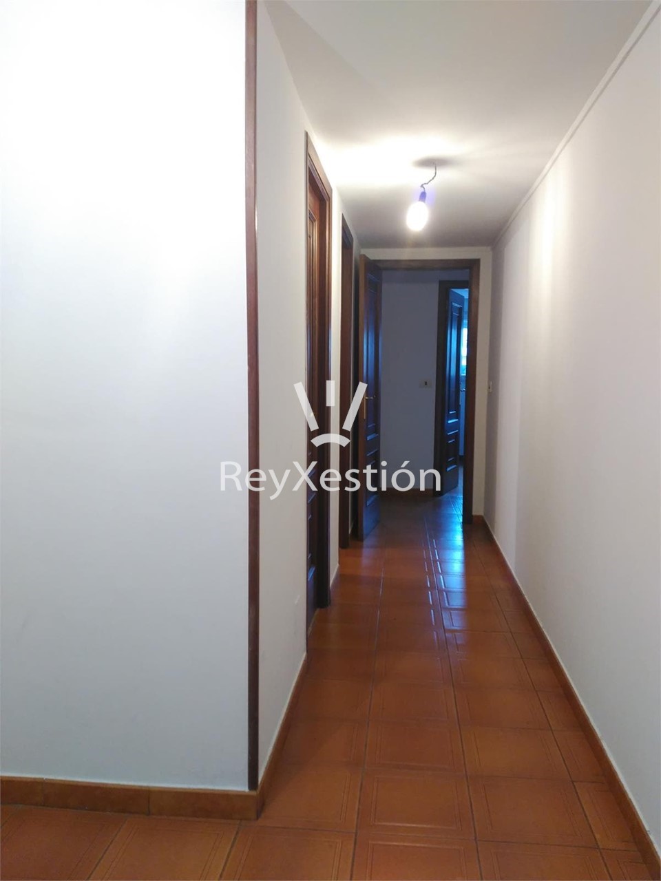 Foto 3 SE VENDE PISO ALQUILADO en Vista Alegre Santiago de Compostela 