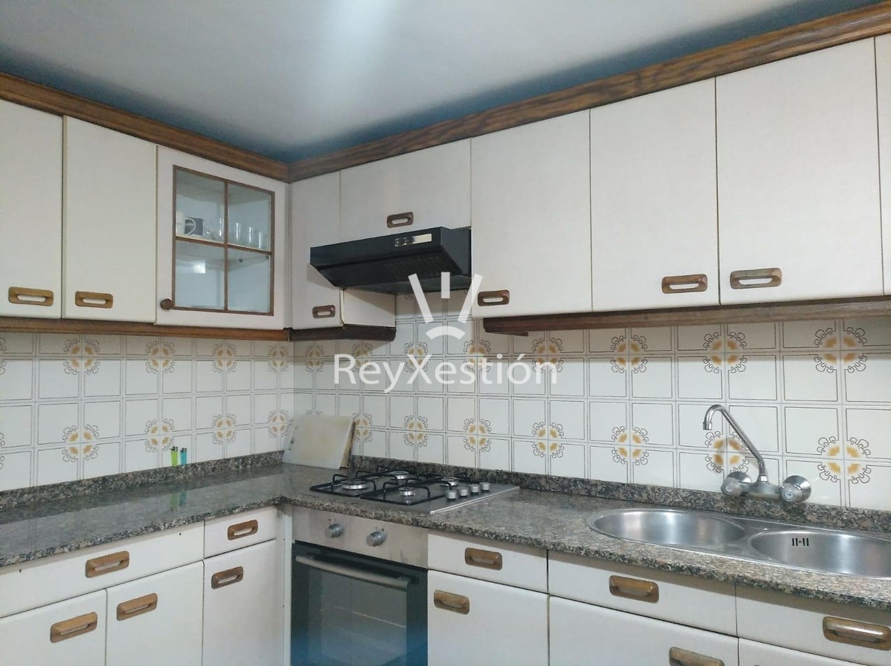 Foto 4 SE VENDE PISO ALQUILADO en Vista Alegre Santiago de Compostela 