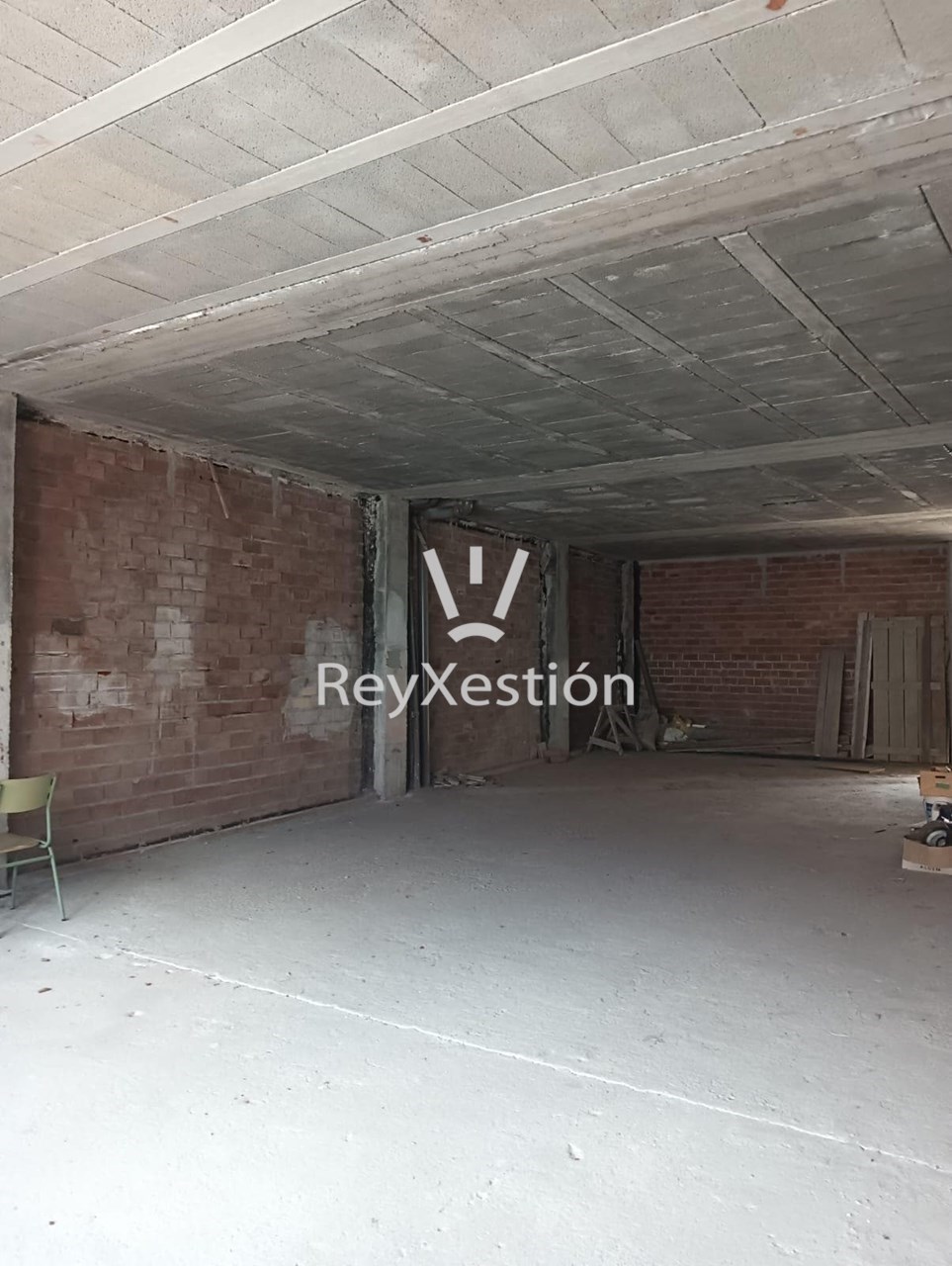 Foto 7 SE VENDE: PLANTA BAJA CON GARAJE, y/o, SÓTANO CON GARAJE, Camiño dos Vilares (Santiago)
