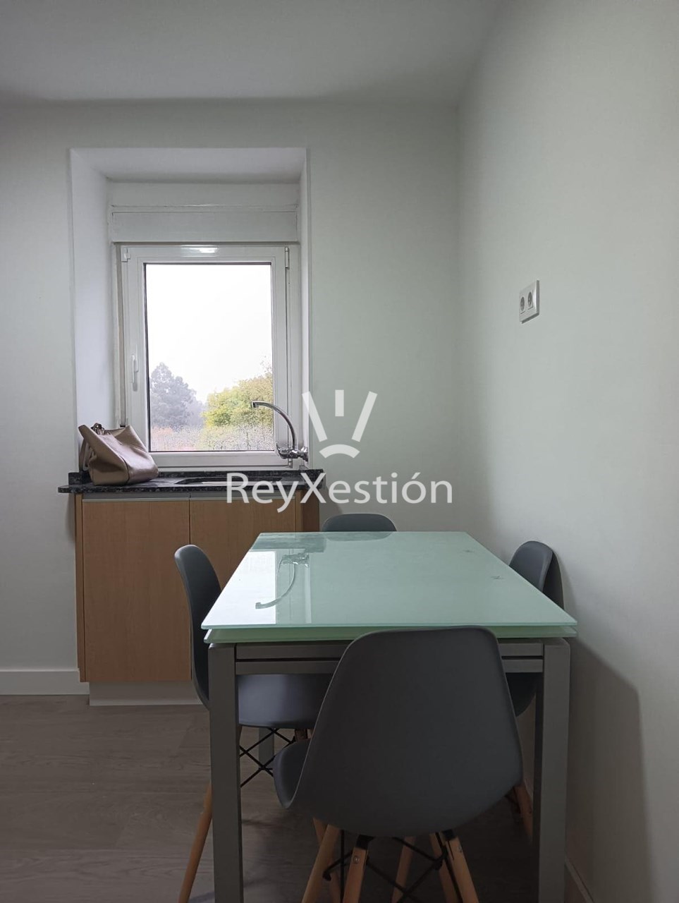 Foto 14 UNIFAMILIAR CON PARCELA 1.700m² PARA ESTRENAR (20 min. Santiago de Compostela)